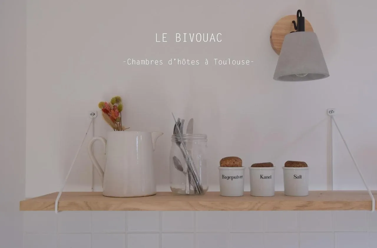 Le Bivouac - Toulouse Bed & Breakfast 0*,